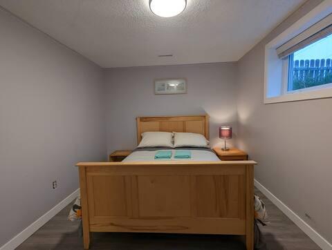 2BR Lower Suite | Shared Fenced Yard photo 14