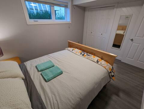 2BR Lower Suite | Shared Fenced Yard photo 21