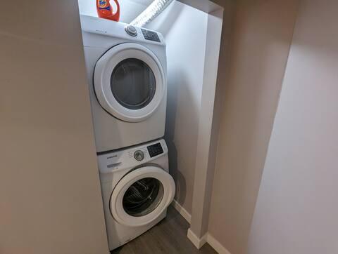 2BR Lower Suite | Shared Fenced Yard photo 26