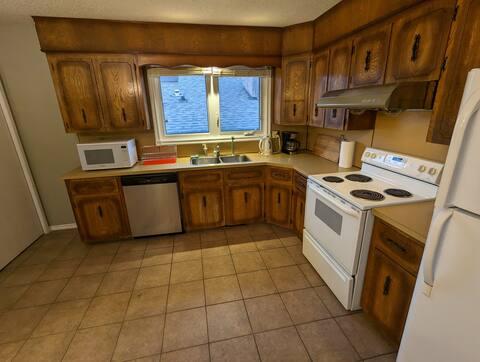 3BR Home | Fenced Yard + Workspaces photo 2