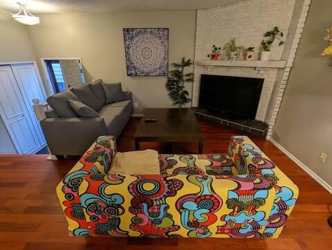3BR Home | Fenced Yard + Workspaces photo 4