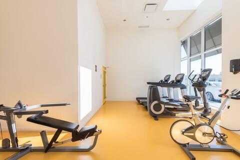 2BR Condo | C-Train + University photo 10