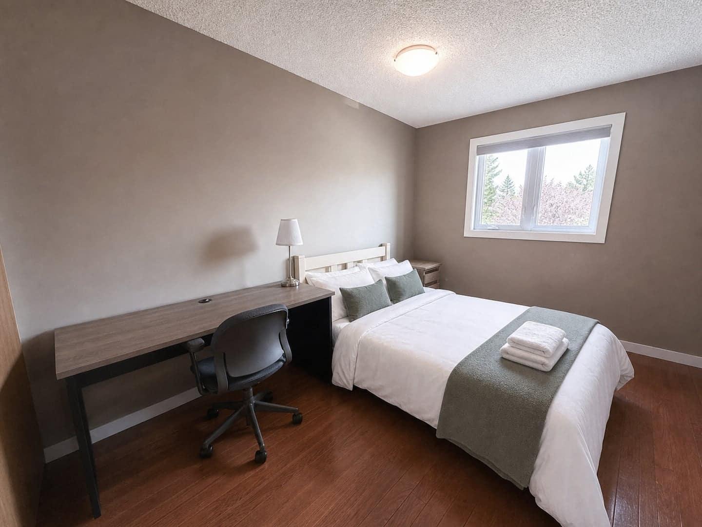 4BR Home | 3 Baths + Ping Pong photo 2